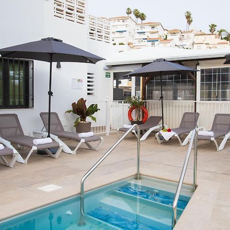 Boutique Rooms Playa Burriana Nerja Esterno foto