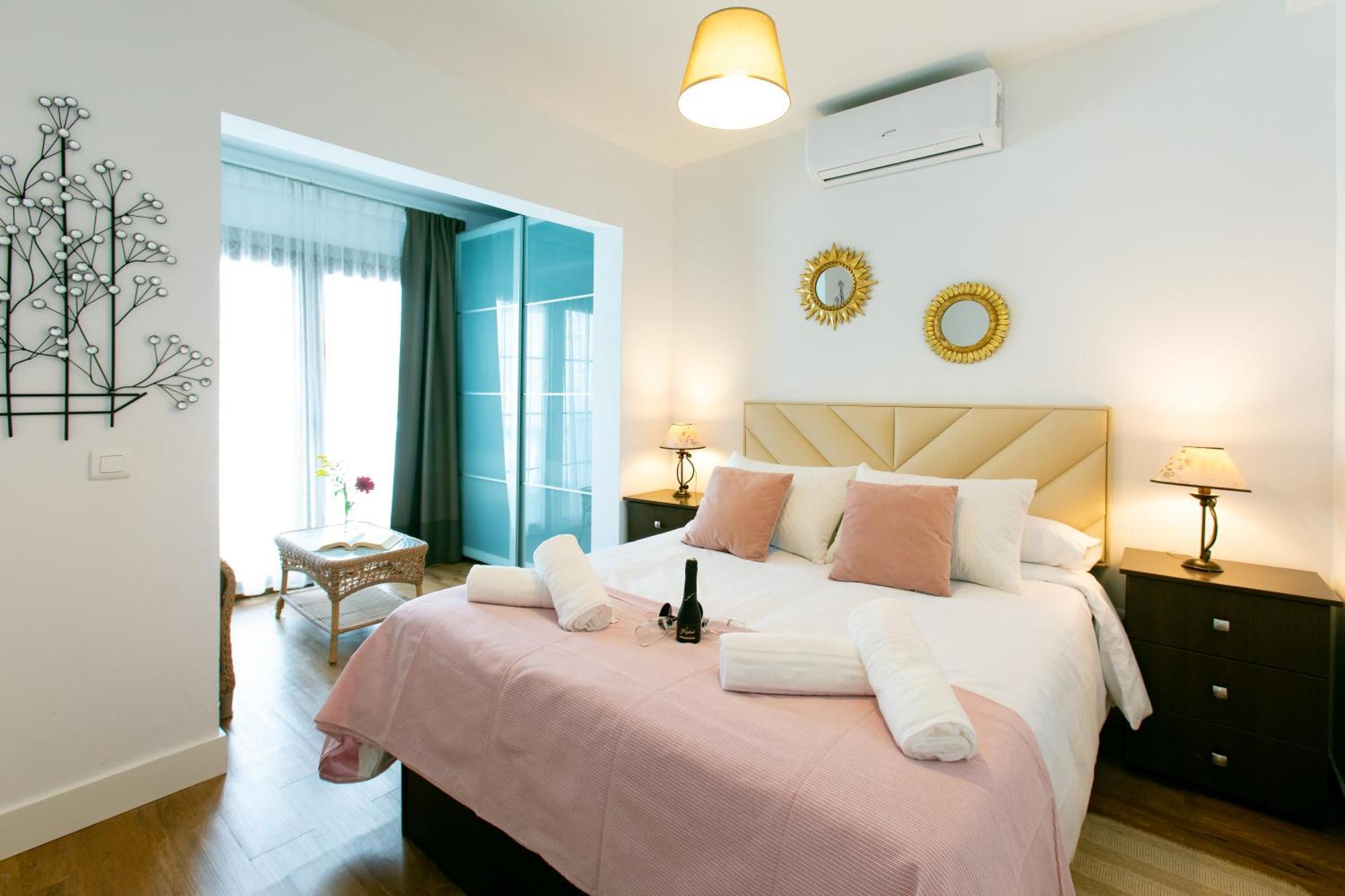Boutique Rooms Playa Burriana Nerja Esterno foto