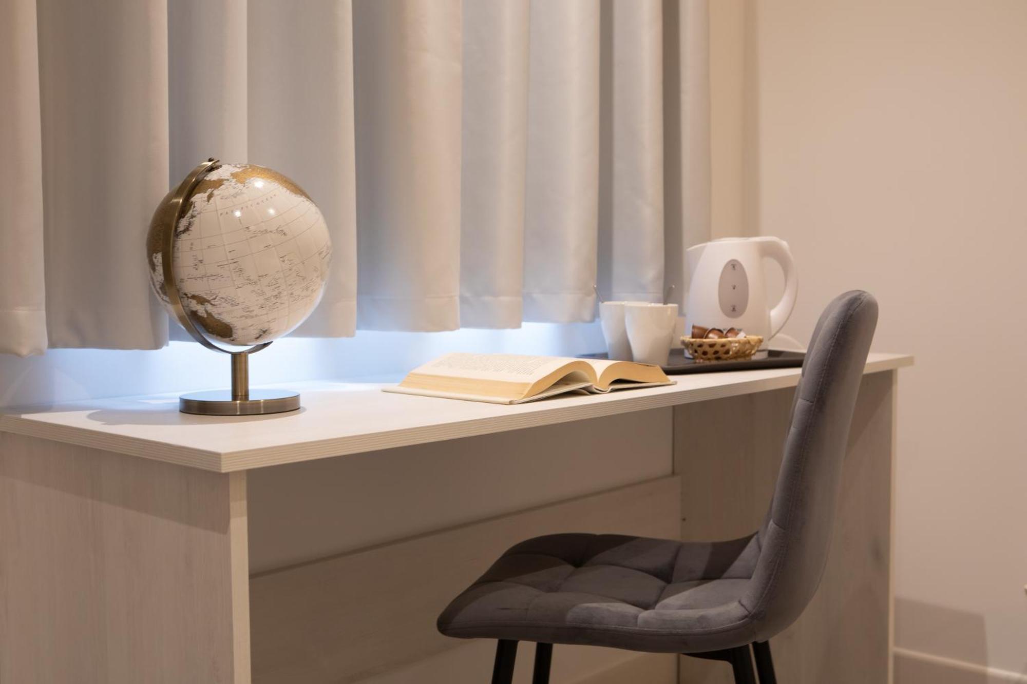 Boutique Rooms Playa Burriana Nerja Esterno foto