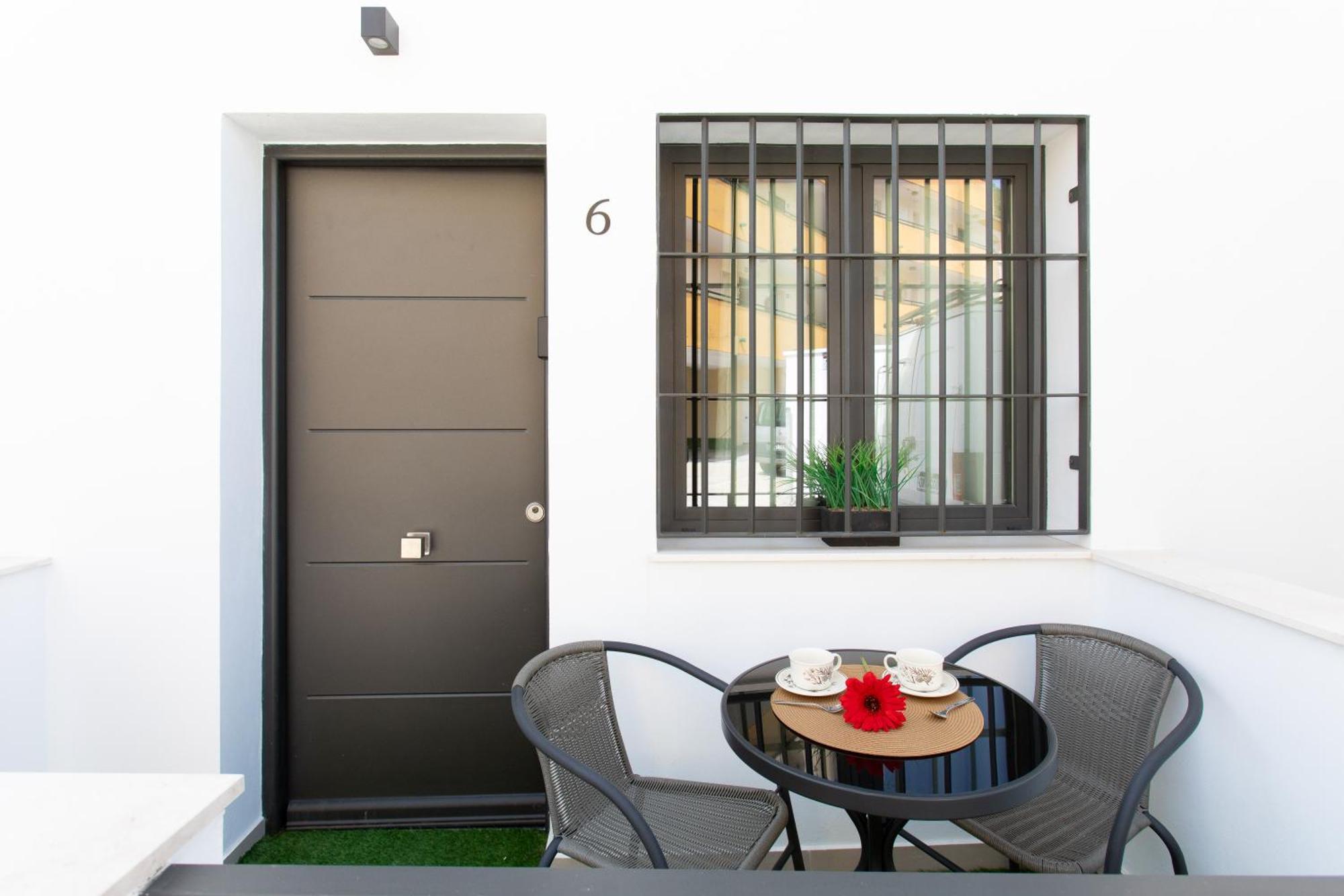 Boutique Rooms Playa Burriana Nerja Esterno foto